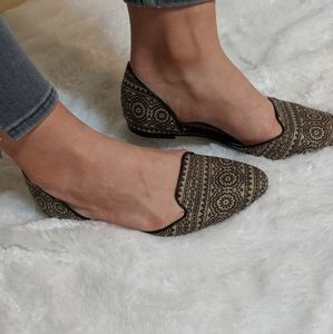 New Restricted Women's Shoes in Sz 8